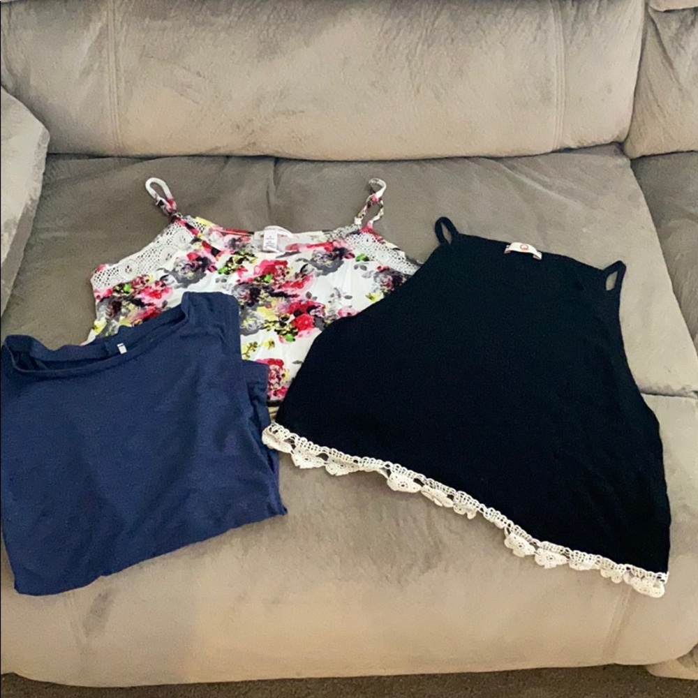 3 loose shirt combo!